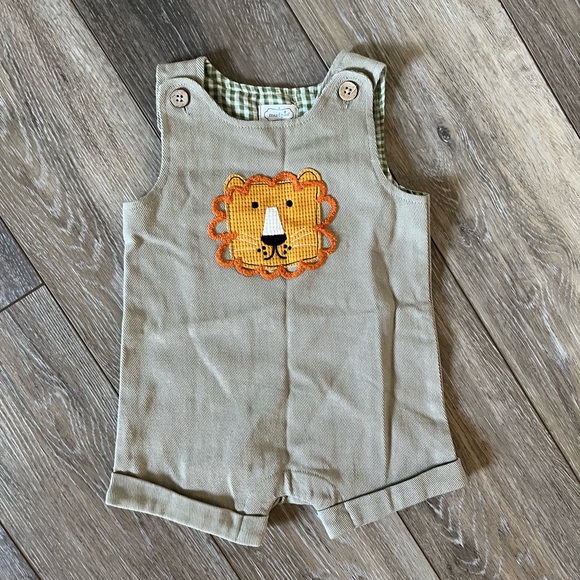 Mud Pie Other - Mud Pie Embroidered Lion Baby Romper